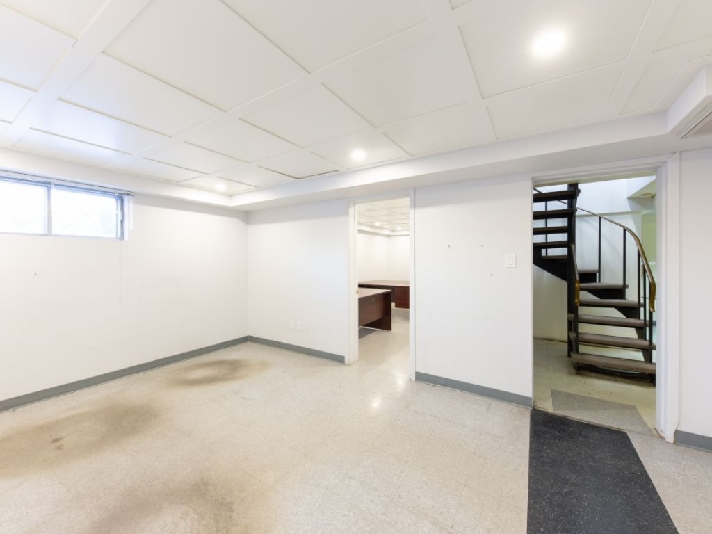 Espace industriel cl� en main dans un secteur strat�gique de Boisbriand