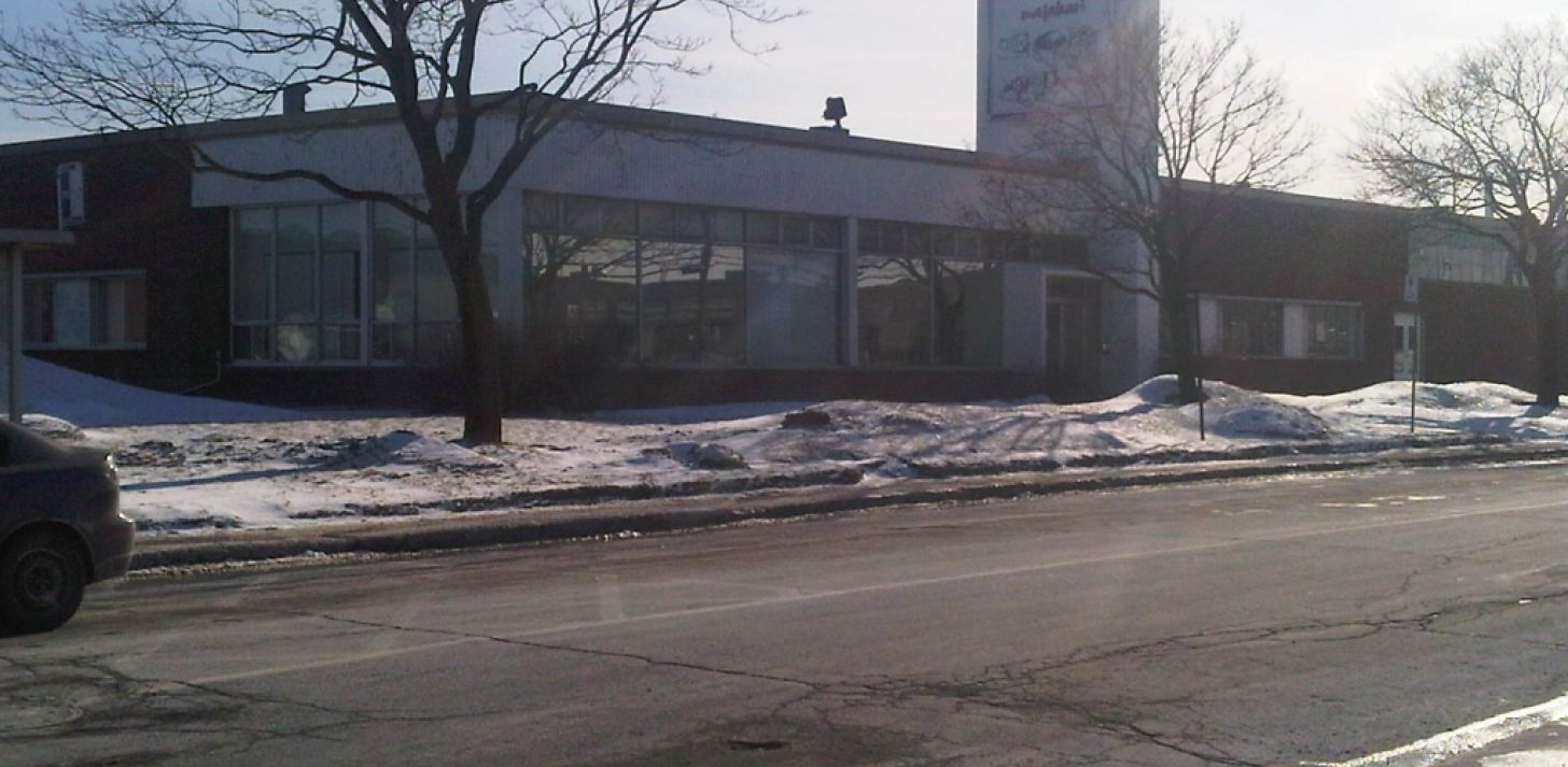 5600 Rue Ferrier  - &Agrave; louer