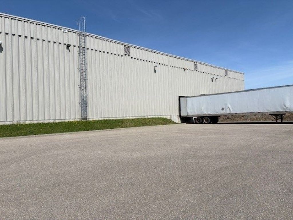 Bureau, showroom et entrep�t