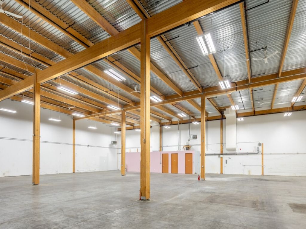 Espace Industriel � louer Bromont, 1400 Innovation