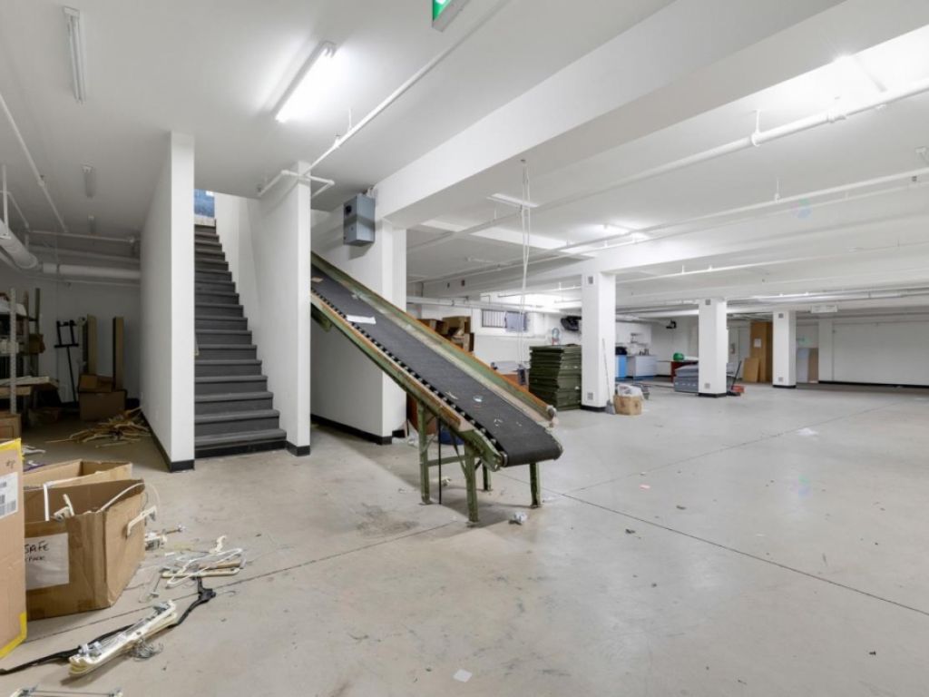 Local 8600 pc Coin Duluth / St-Laurent Montr�al Plateau