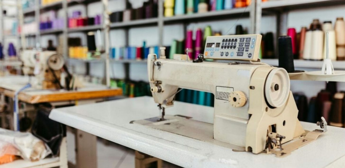 Atelier de confection de v&ecirc;tements techniques - &Agrave; vendre