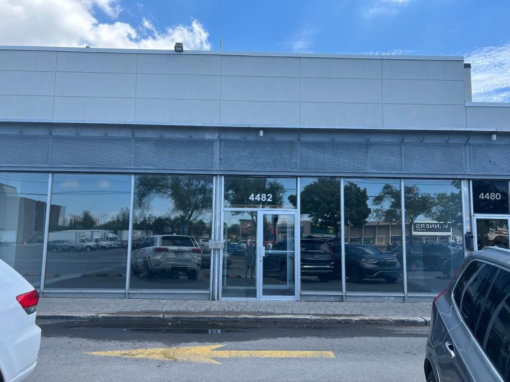 3400pc Emplacement de choix sur Jean-Talon Est � St-Leonard