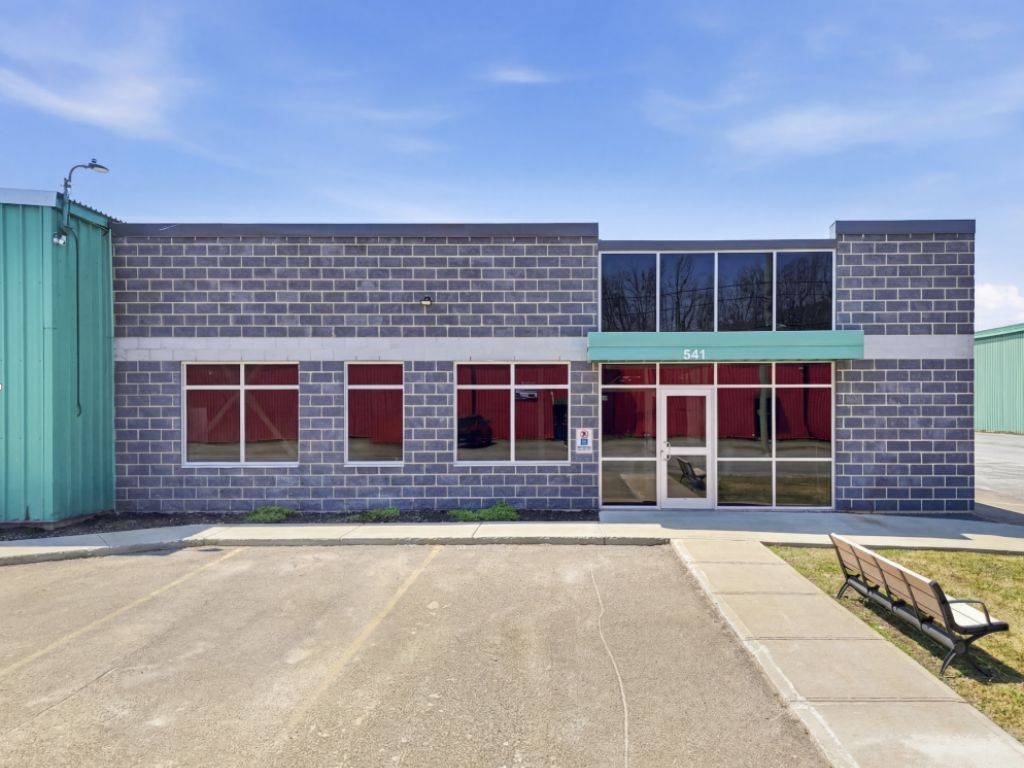 Batisse industrielle � vendre