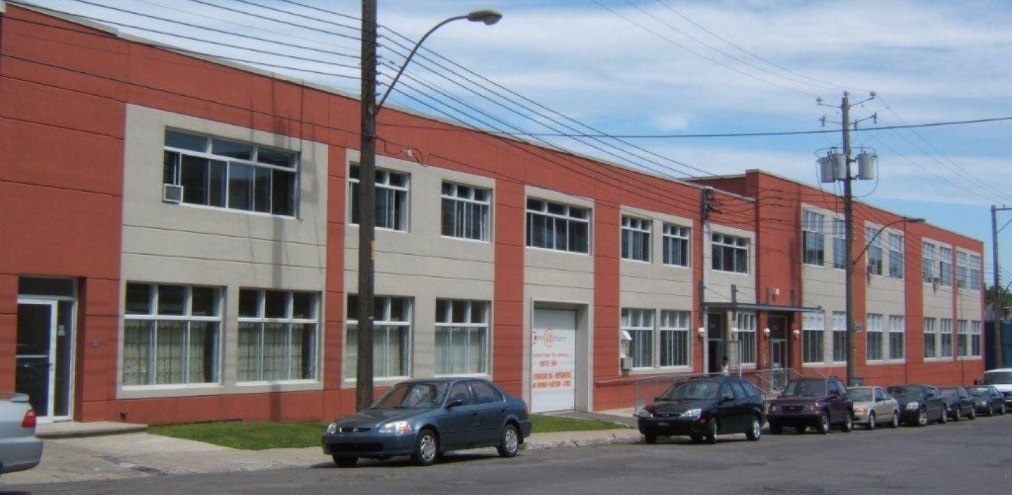 Local commercial &agrave; louer dans Rosemont! - &Agrave; louer