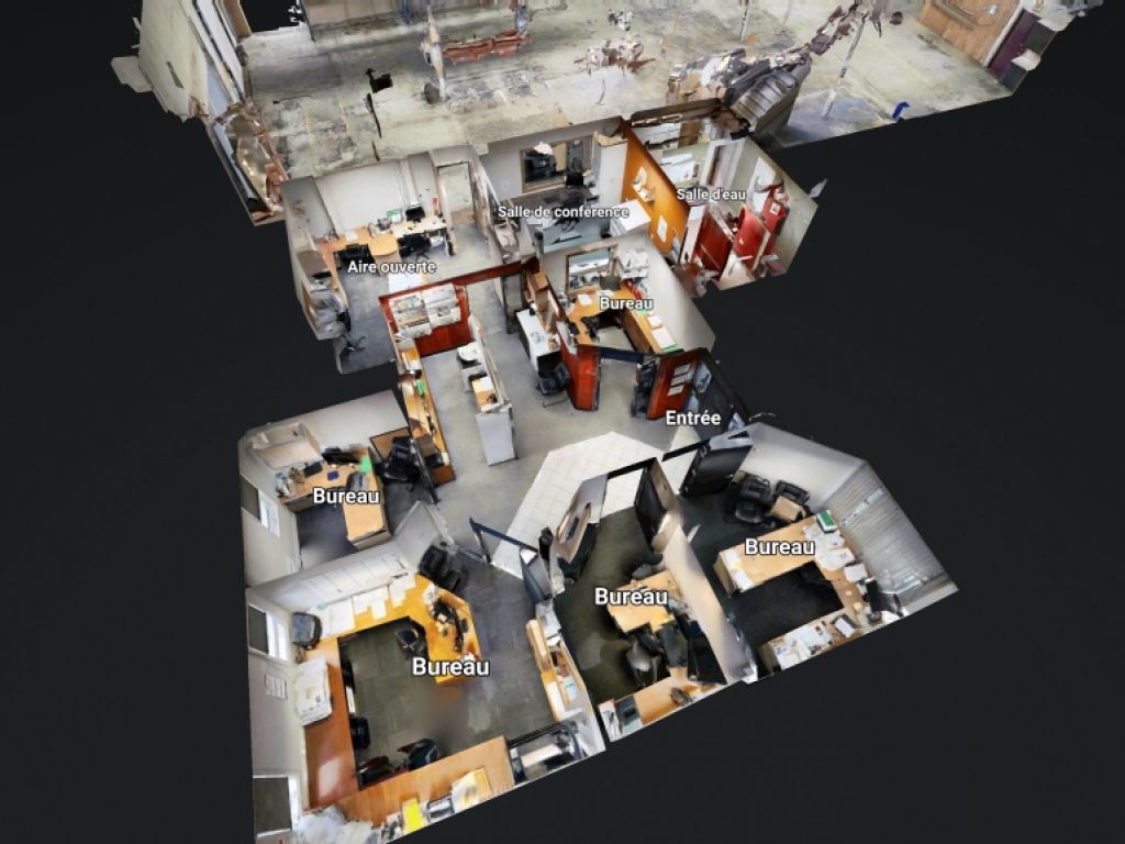 LOCAL AVEC PORTE DE GARAGE PARC COLBERT