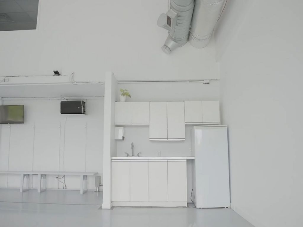 Cession de bail - Loft (studio) 5000 Iberville - 2000 pieds carr�s 