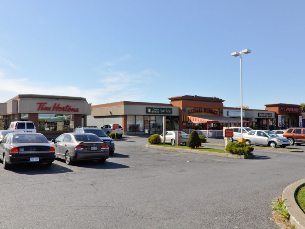 St-Jean-sur-Richelieu - Local � louer 2200 pc