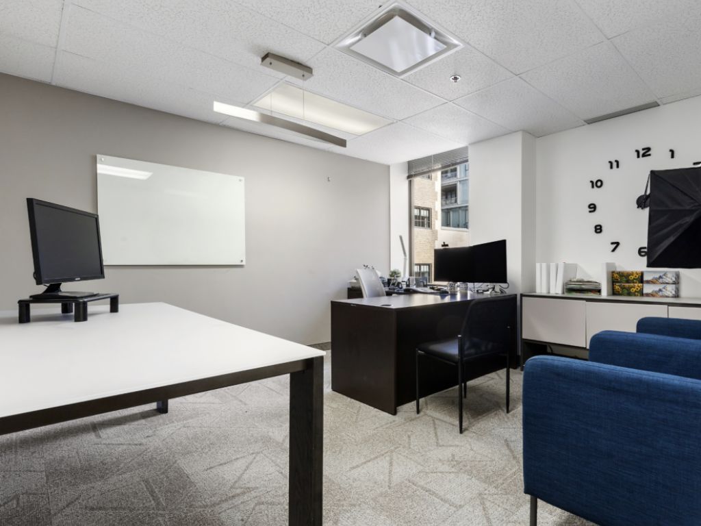 BUREAUX � SOUS-LOUER