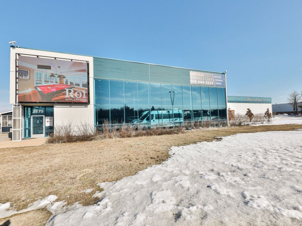 ESPACE COMMERCIAL / INDUSTRIEL � LOUER 