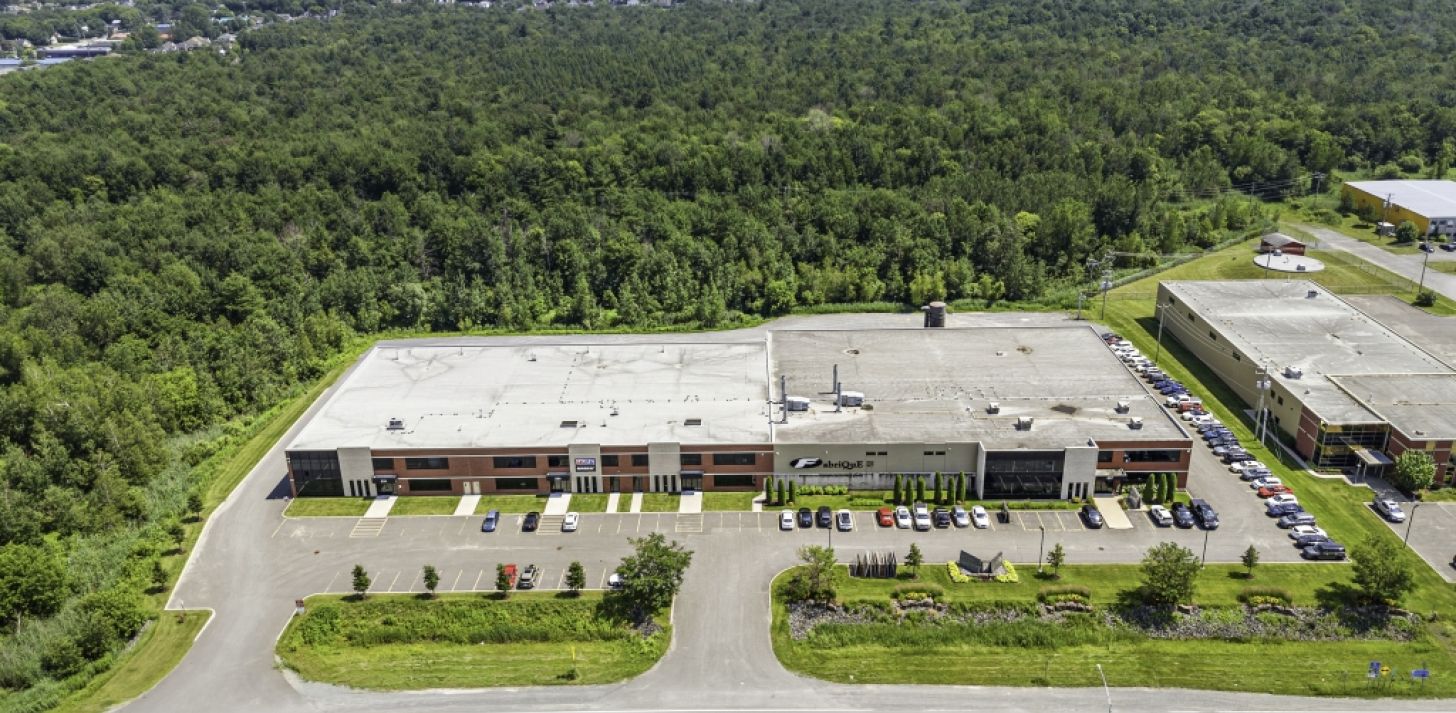 Local industriel &agrave; louer - &Agrave; louer