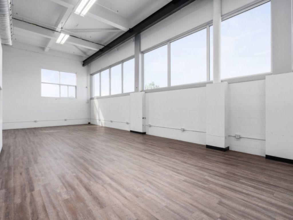 Bureaux neufs style loft � louer � Saint-Henri