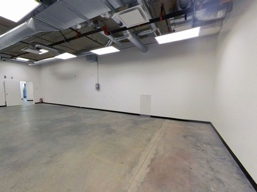 GRAND LOCAL COMMERCIAL LEBOURGNEUF