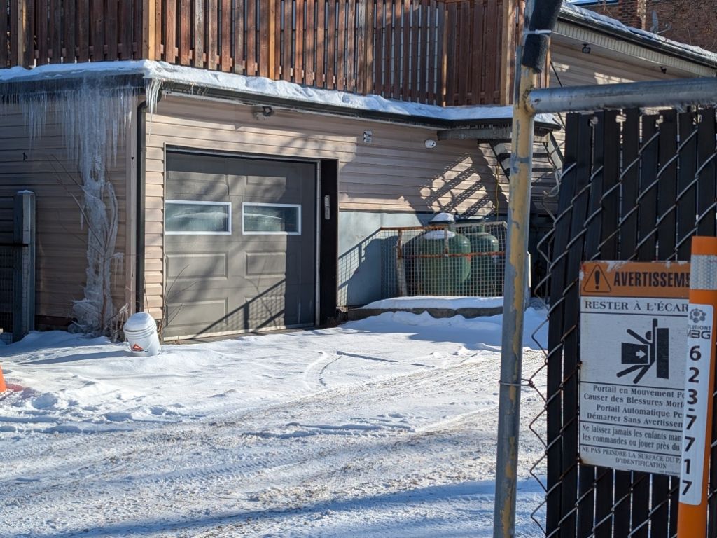 LOCAUX � LOUER ENTREPRENEURS/GESTIONNAIRES/CIE DE SERVICES