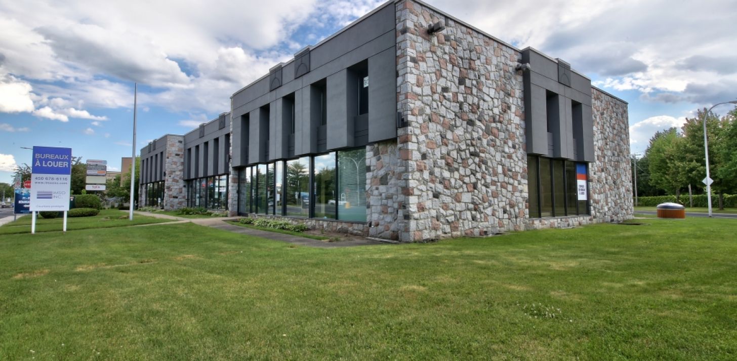 Espace de bureaux professionnels et commerciaux - &Agrave; louer