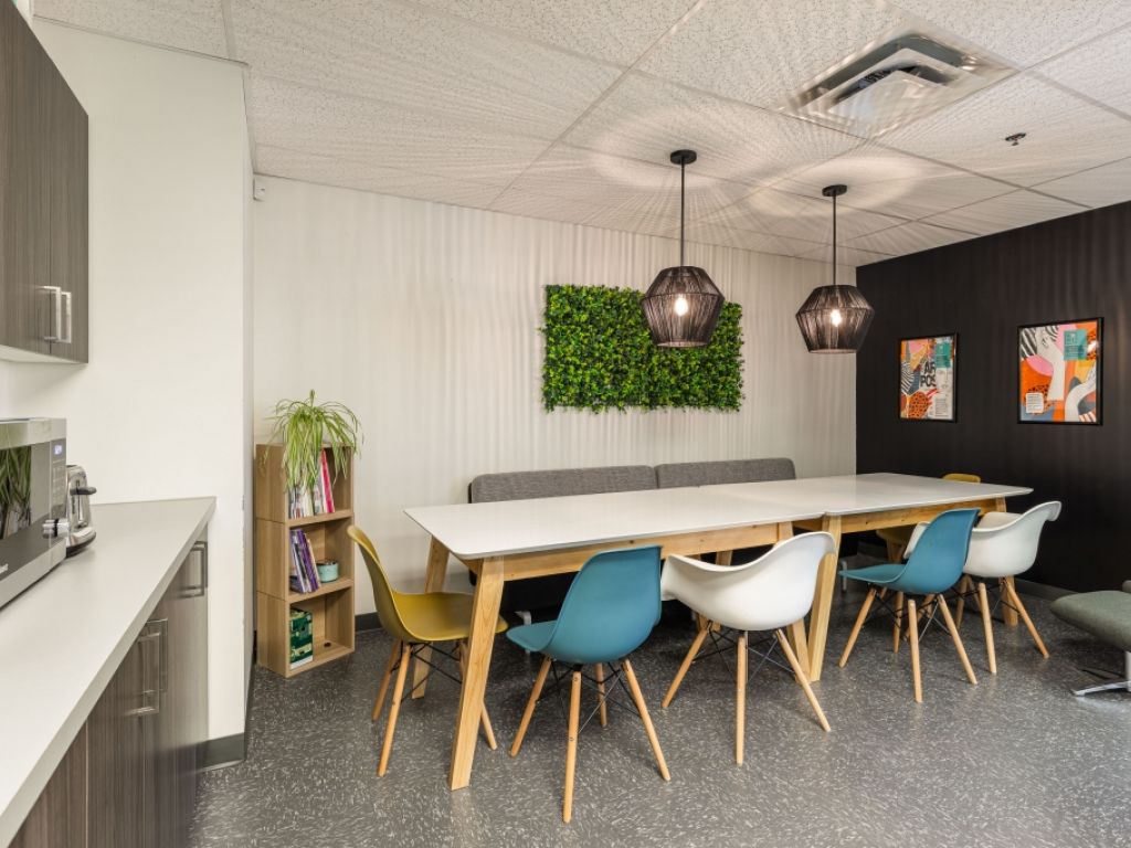 Bureau professionnel tr�s lumineux