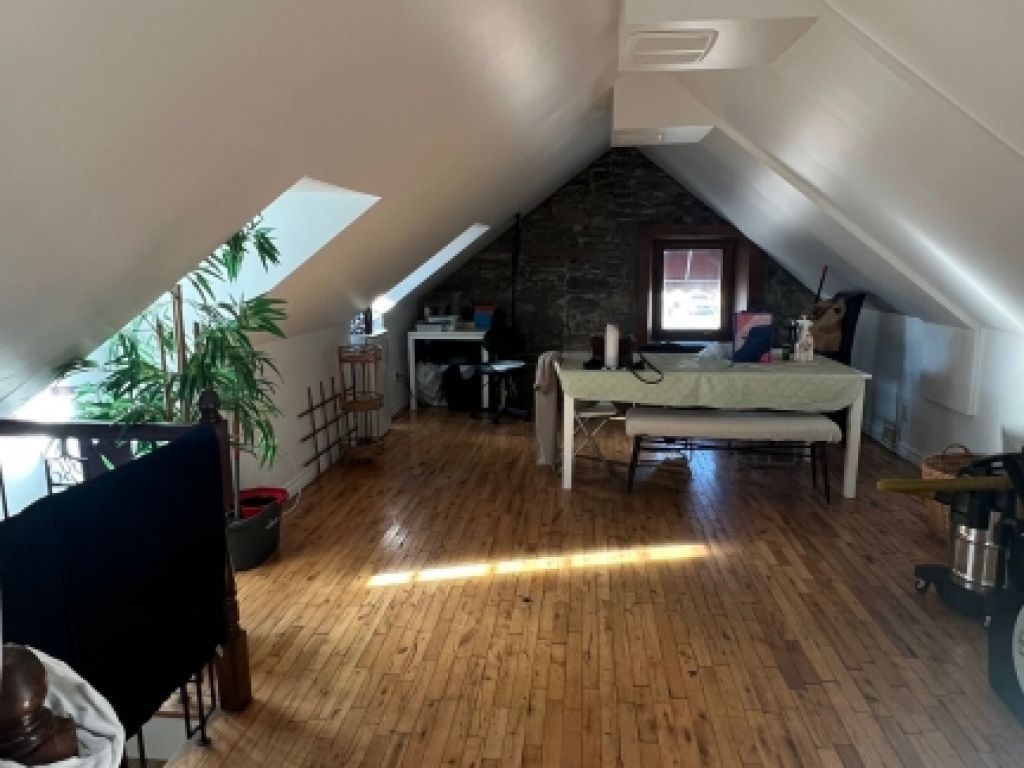 Local commercial � Laval