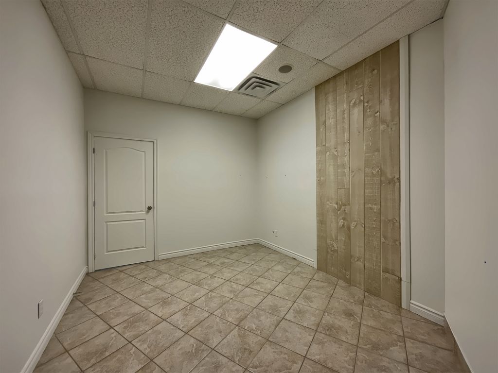 BUREAUX � LOUER - SUPER ACHALAND�