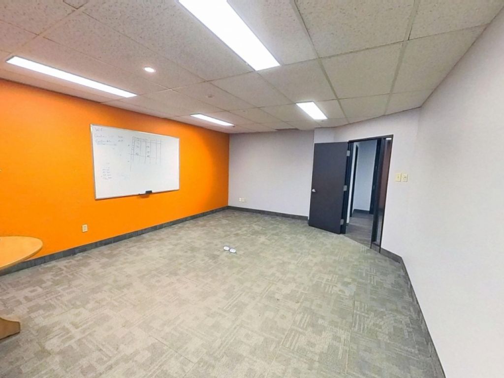 Espace de bureaux moderne � Place Iberville IV (Qu�bec)