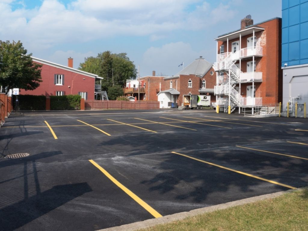 Place Royale - Espace commercial prestigieux � louer