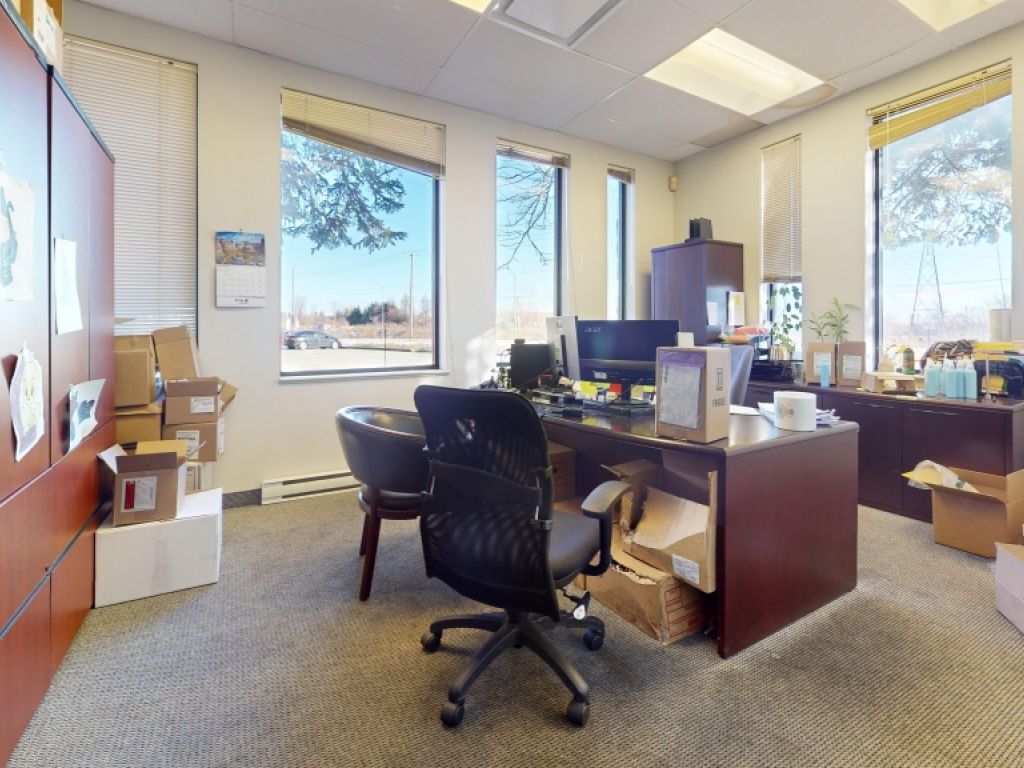 Local industriel � louer | Boisbriand | +50 000 PI�